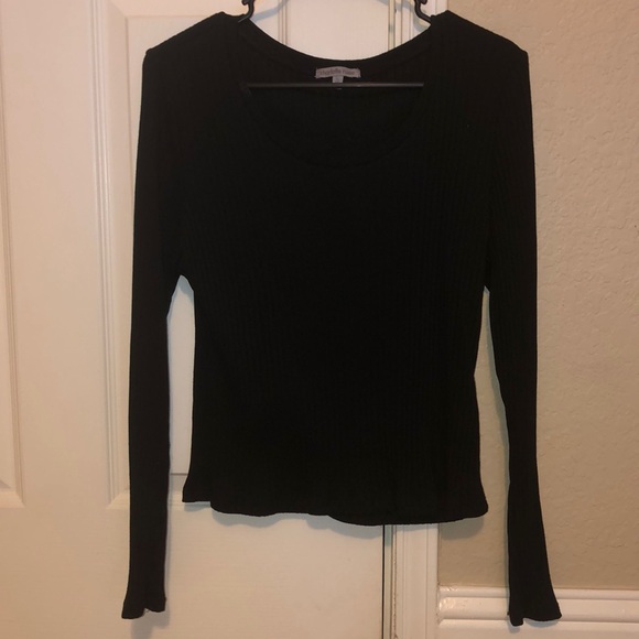 Mesh floral long sleeve w/ black long sleeve - Picture 5 of 8